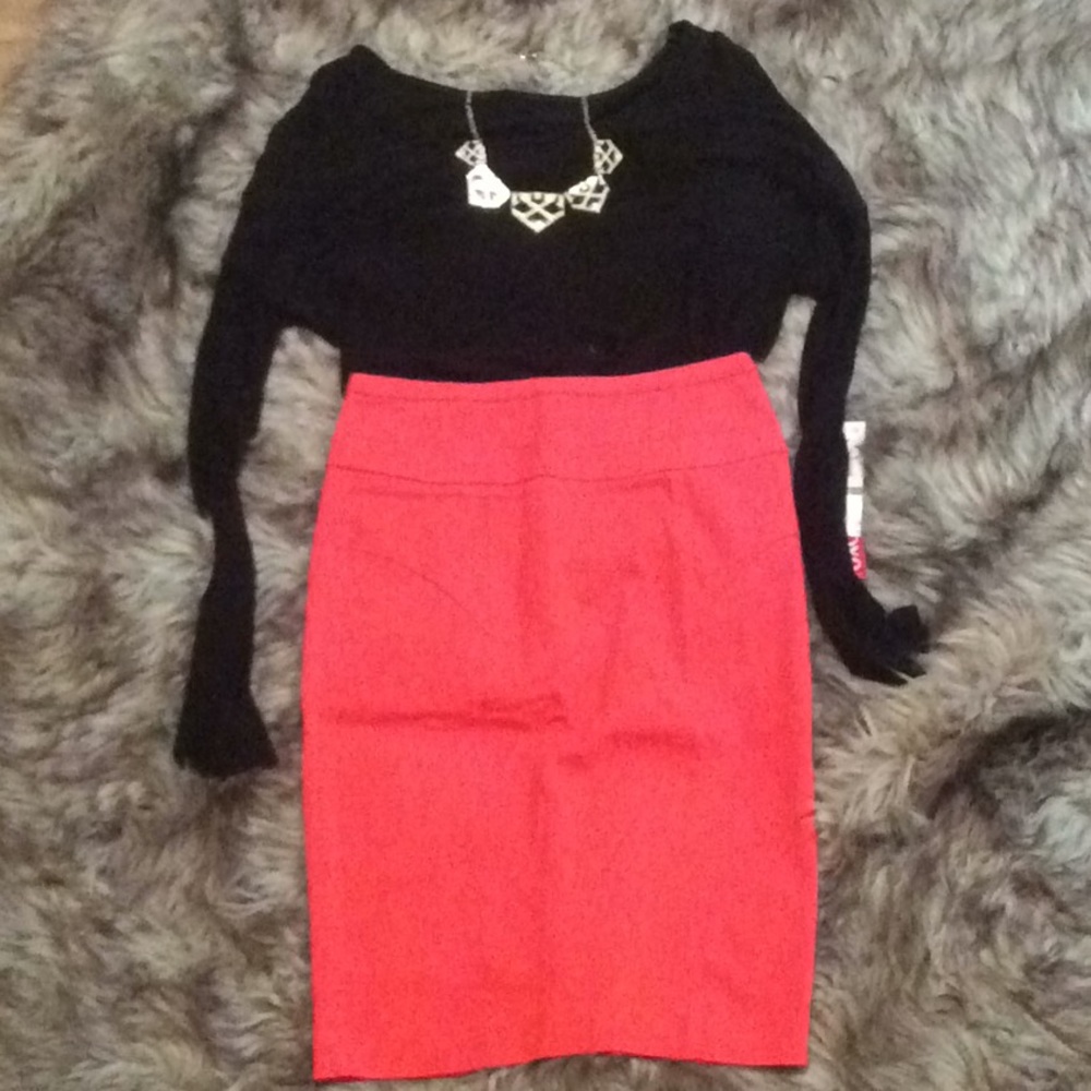 NWT XOXO Roma Pencil Skirt